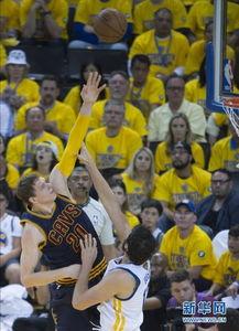 nba总决赛视频集锦,巅峰对决，谁将问鼎荣耀？